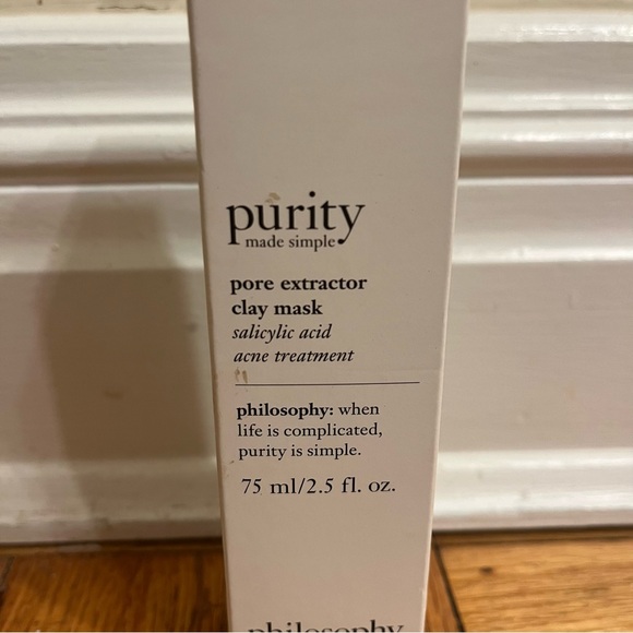 Philosophy Purity Made Simple Pore Extractor Exfoliating Clay Mask Date 1/23 - Picture 4 of 4